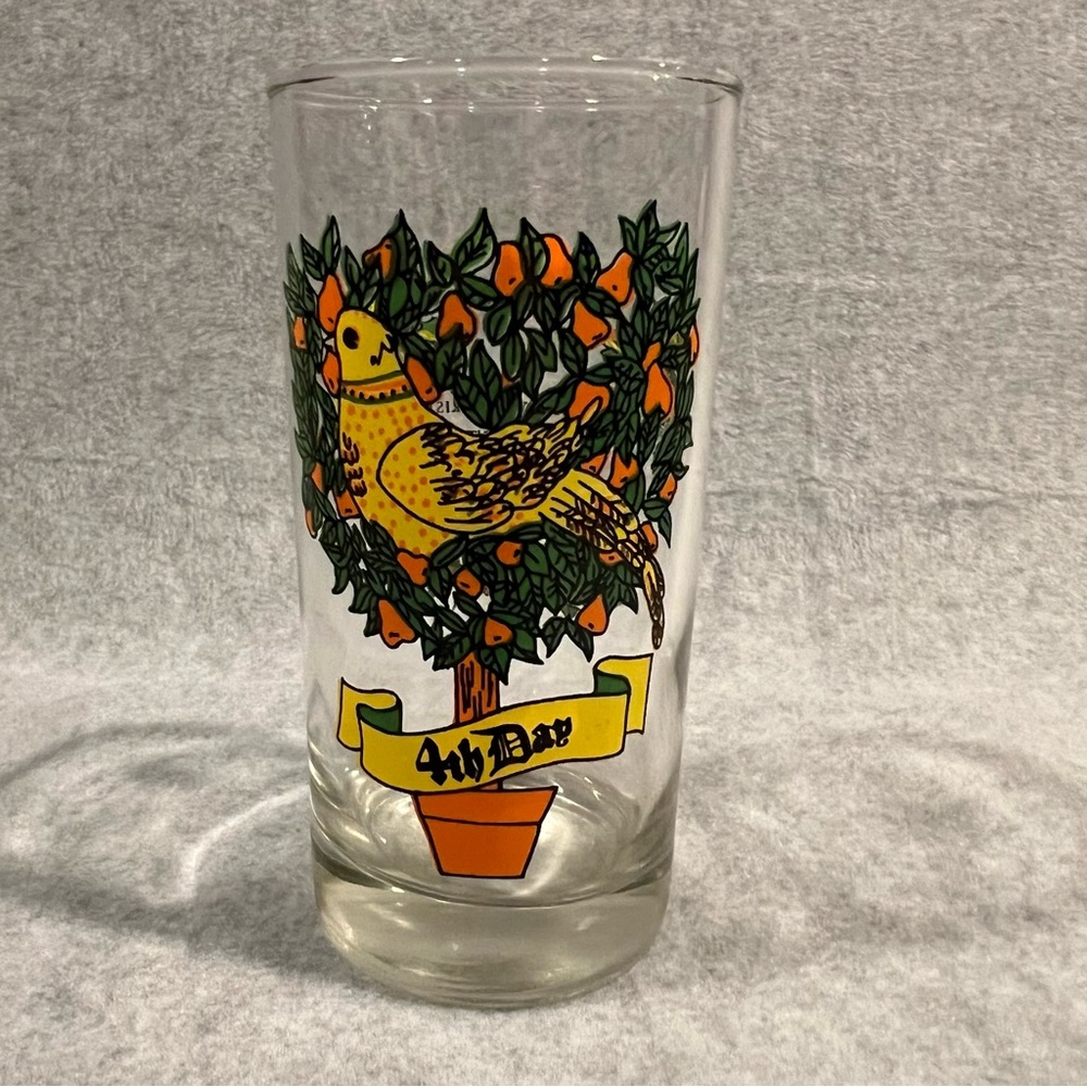 Indiana Glass Vintage Twelve Days of Christmas "4th Day" Glass